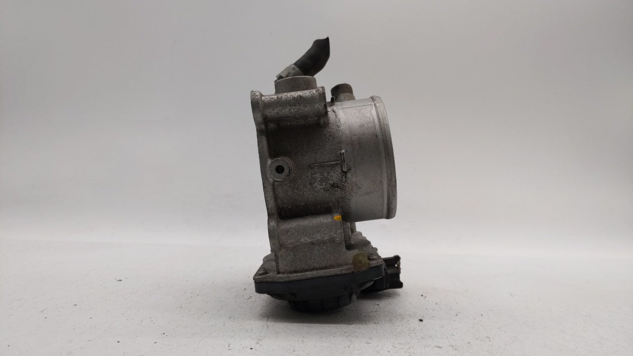 2011-2018 Hyundai Elantra Throttle Body P/N:35100-2E000 Fits Fits 2011 2012 2013 2014 2015 2016 2017 2018 2019 OEM Used Auto