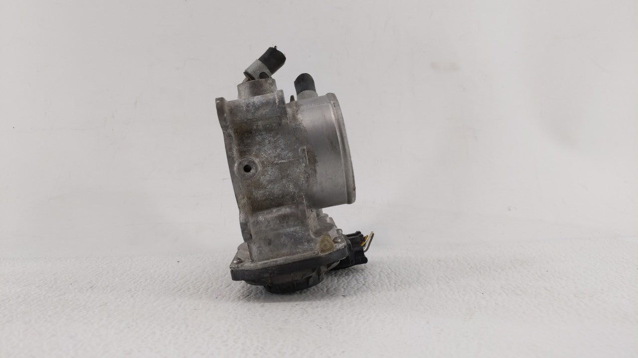 2011-2018 Hyundai Elantra Throttle Body P/N:35100-2E000 Fits Fits 2011 2012 2013 2014 2015 2016 2017 2018 2019 OEM Used Auto
