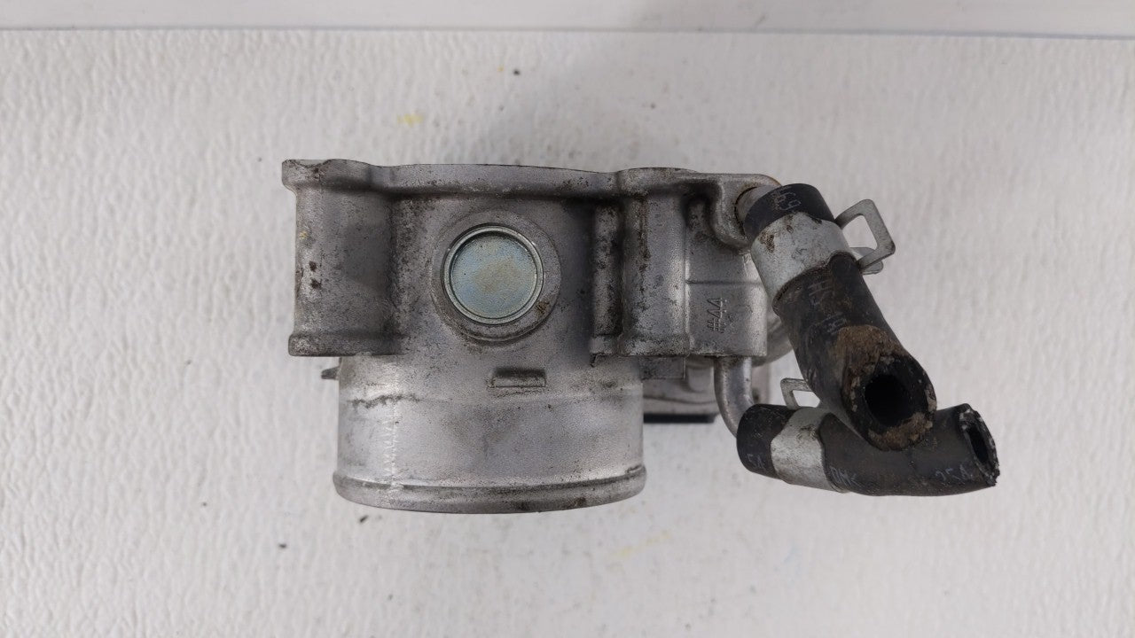 2011-2018 Hyundai Elantra Throttle Body P/N:35100-2E000 Fits Fits 2011 2012 2013 2014 2015 2016 2017 2018 2019 OEM Used Auto