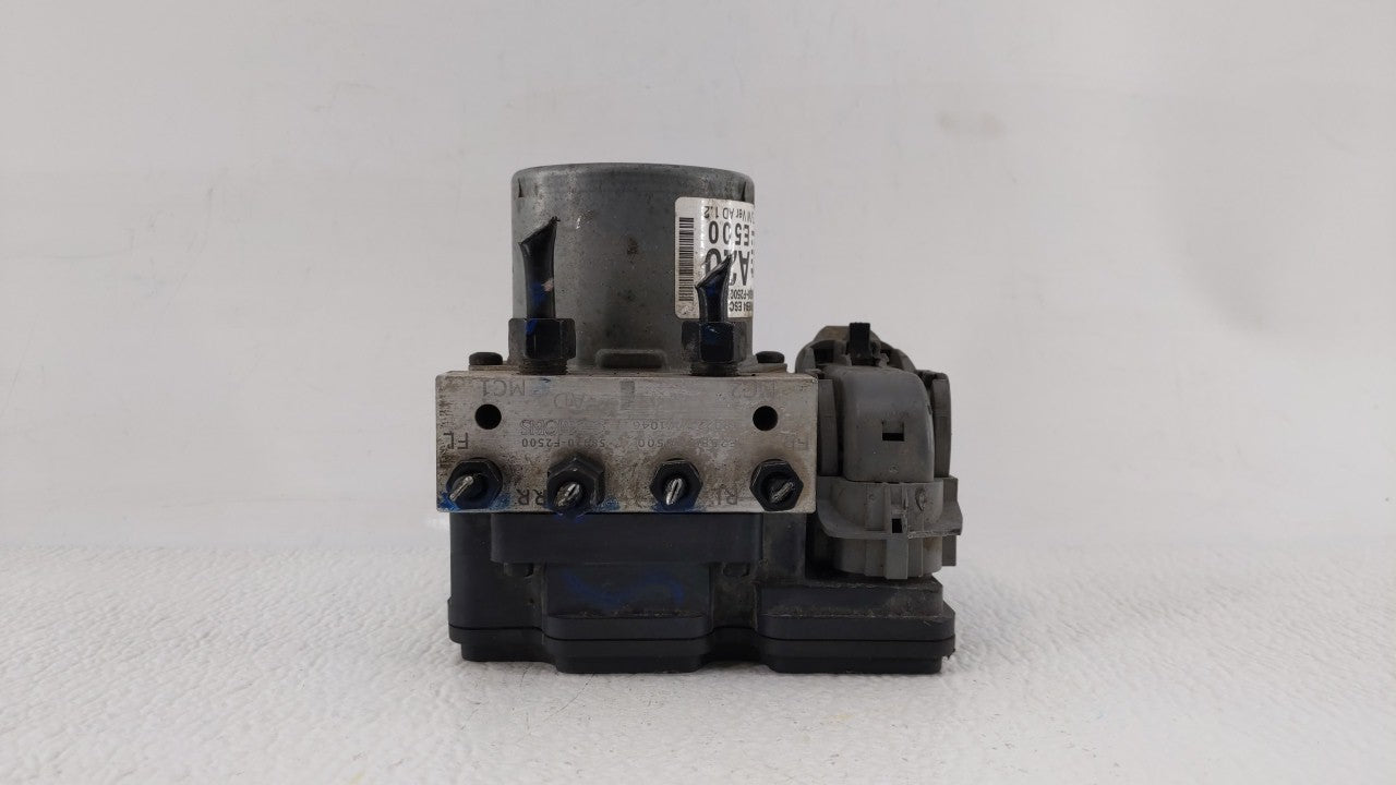 2017-2018 Hyundai Elantra ABS Pump Control Module Replacement P/N:58900-F2500 58920-F2500 Fits Fits 2017 2018 OEM Used Auto 