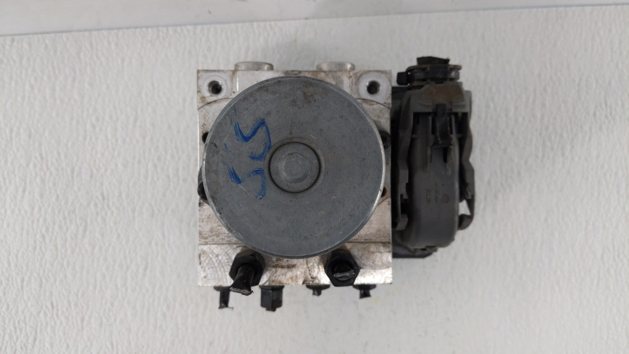 2017-2018 Hyundai Elantra ABS Pump Control Module Replacement P/N:58900-F2500 58920-F2500 Fits Fits 2017 2018 OEM Used Auto 