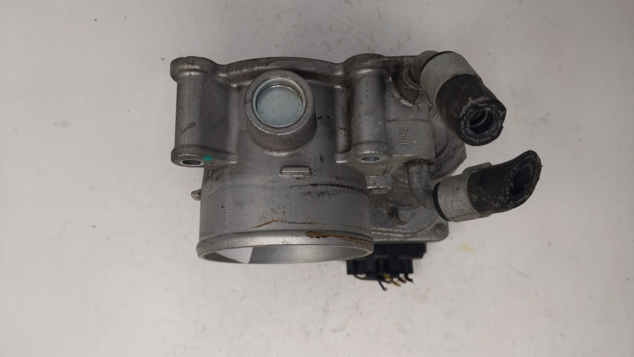 2011-2018 Hyundai Elantra Throttle Body P/N:35100-2E000 Fits Fits 2011 2012 2013 2014 2015 2016 2017 2018 2019 OEM Used Auto