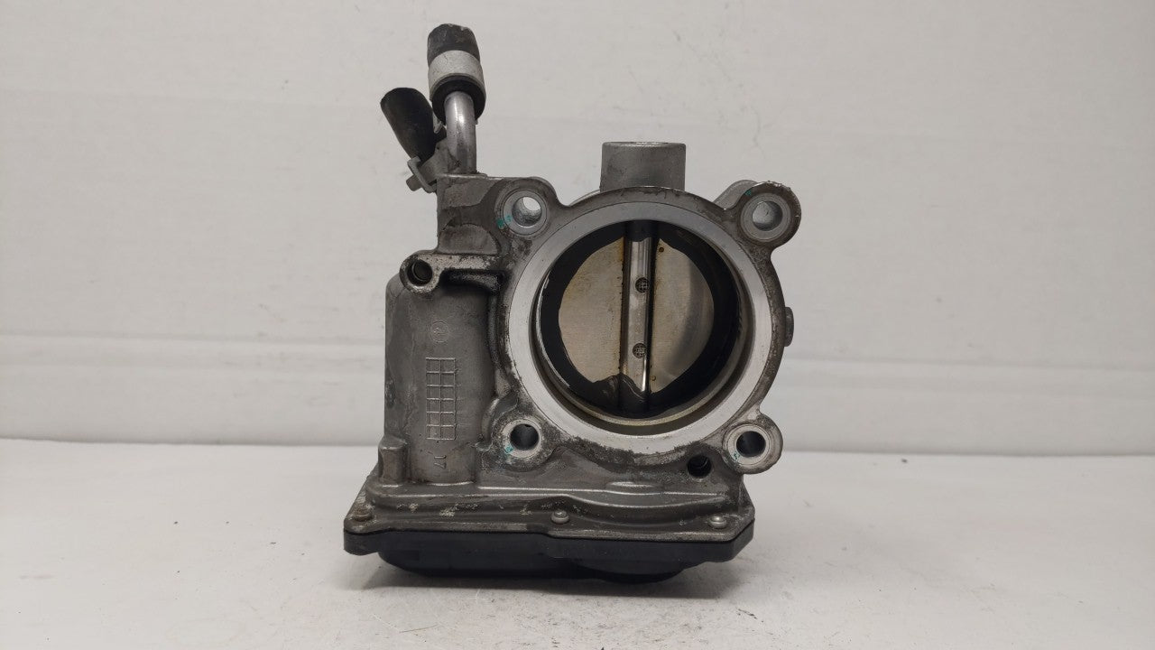 2011-2018 Hyundai Elantra Throttle Body P/N:35100-2E000 Fits Fits 2011 2012 2013 2014 2015 2016 2017 2018 2019 OEM Used Auto