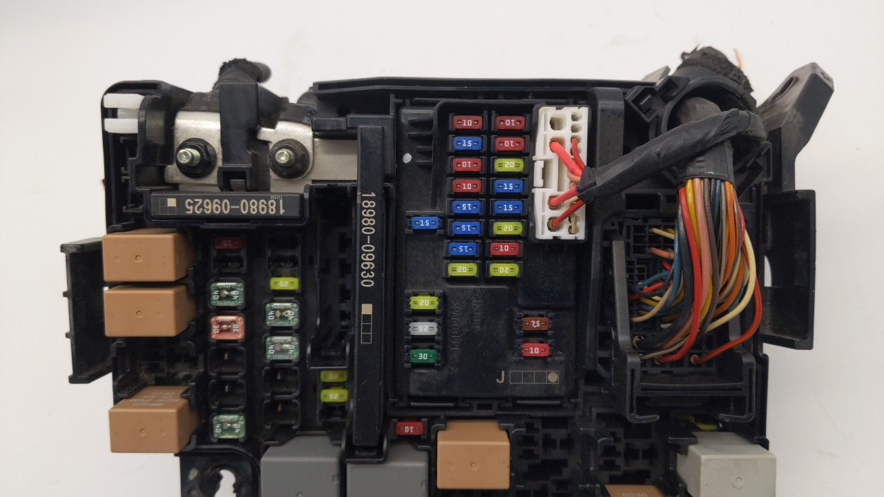 2018 Hyundai Elantra Fusebox Fuse Box Panel Relay Module P/N:91219-G3210 Fits OEM Used Auto Parts - Oemusedautoparts1.com