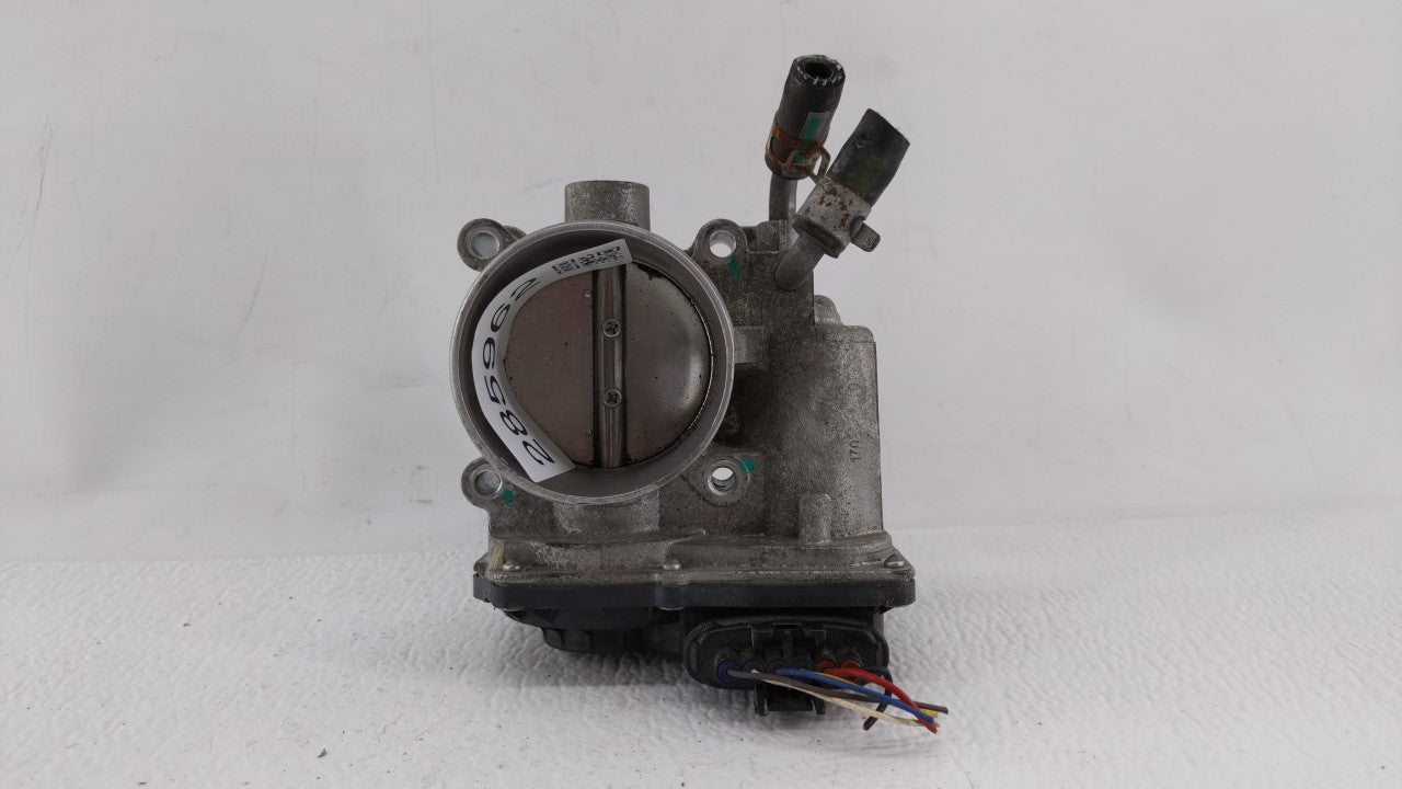2011-2018 Hyundai Elantra Throttle Body P/N:35100-2E710 35100-2E000 Fits Fits 2011 2012 2013 2014 2015 2016 2017 2018 2019 O