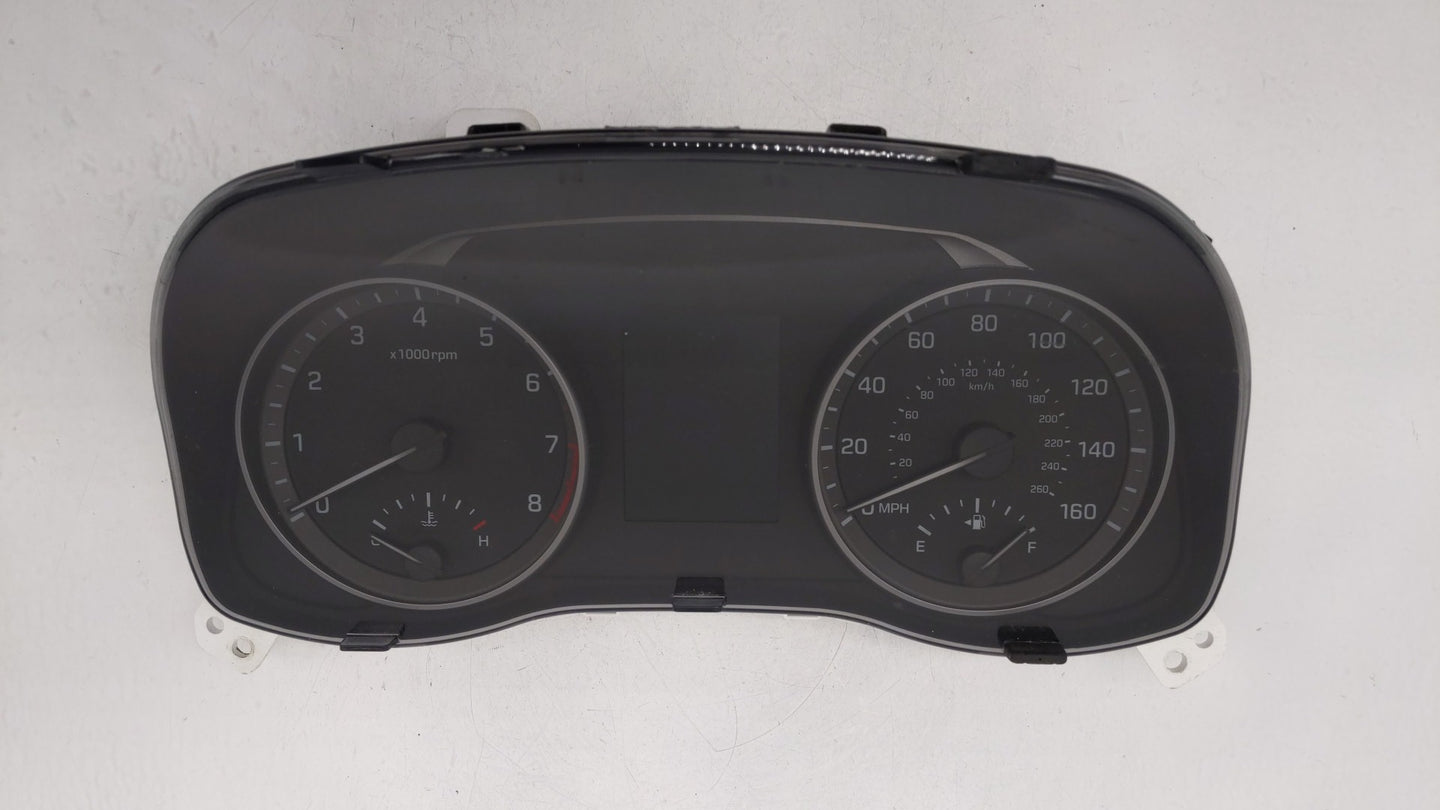 2017-2018 Hyundai Elantra Instrument Cluster Speedometer Gauges P/N:94011-F3012 94011-F3010 Fits Fits 2017 2018 OEM Used Aut