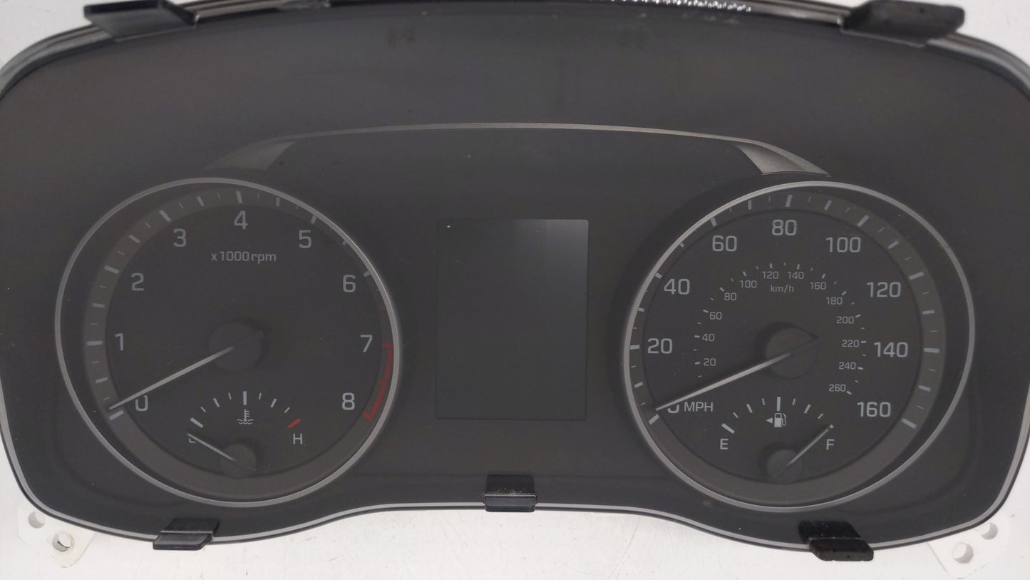 2017-2018 Hyundai Elantra Instrument Cluster Speedometer Gauges P/N:94011-F3012 94011-F3010 Fits Fits 2017 2018 OEM Used Aut