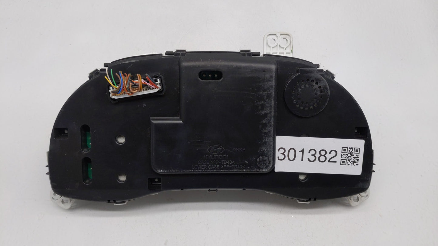 2017-2018 Hyundai Elantra Instrument Cluster Speedometer Gauges P/N:94011-F3012 94011-F3010 Fits Fits 2017 2018 OEM Used Aut
