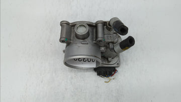 2011-2018 Hyundai Elantra Throttle Body P/N:35100-2E710 35100-2E000 Fits Fits 2011 2012 2013 2014 2015 2016 2017 2018 2019 OEM Used Auto Parts