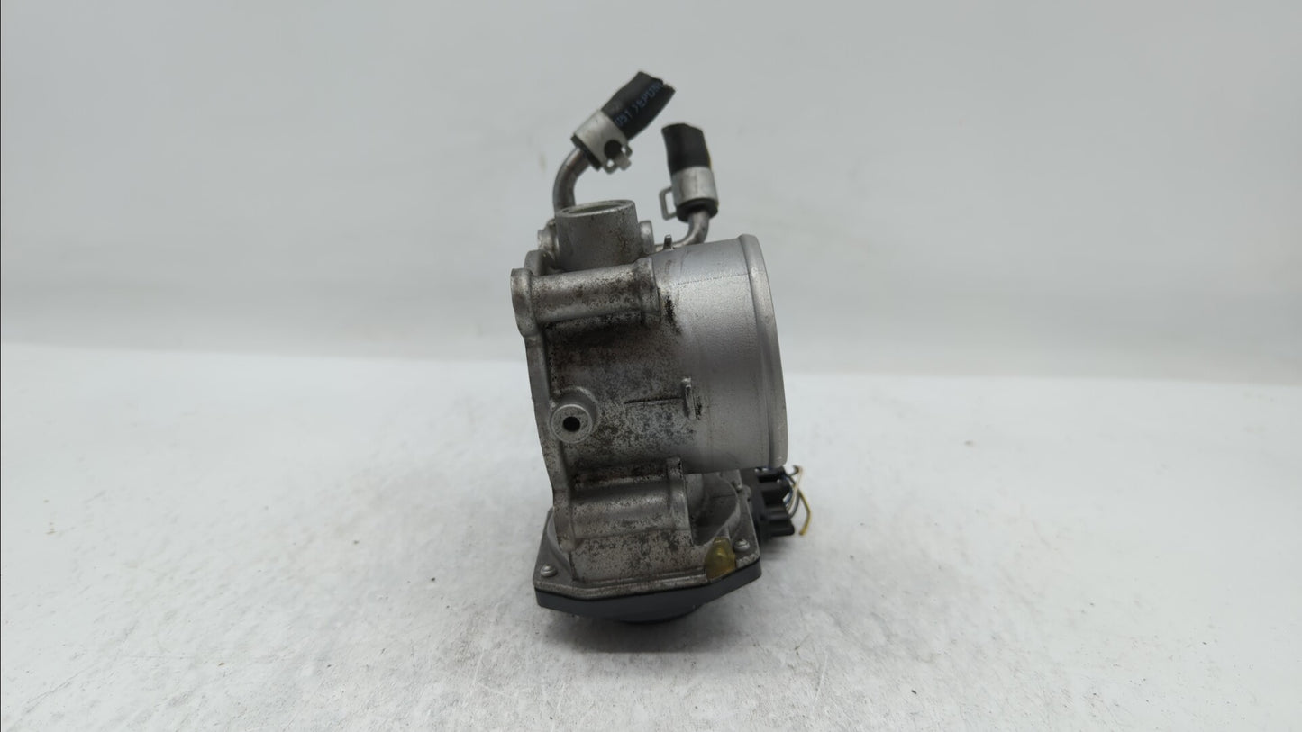 2011-2018 Hyundai Elantra Throttle Body P/N:35100-2E710 35100-2E000 Fits Fits 2011 2012 2013 2014 2015 2016 2017 2018 2019 O
