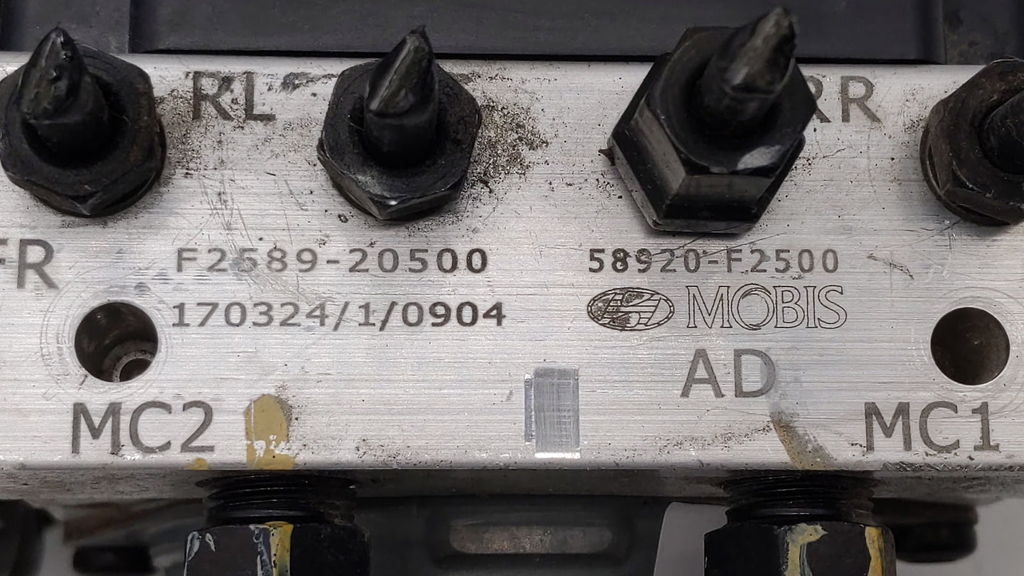 2017-2018 Hyundai Elantra ABS Pump Control Module Replacement P/N:58900-F2500 58920-F2500 Fits Fits 2017 2018 OEM Used Auto 