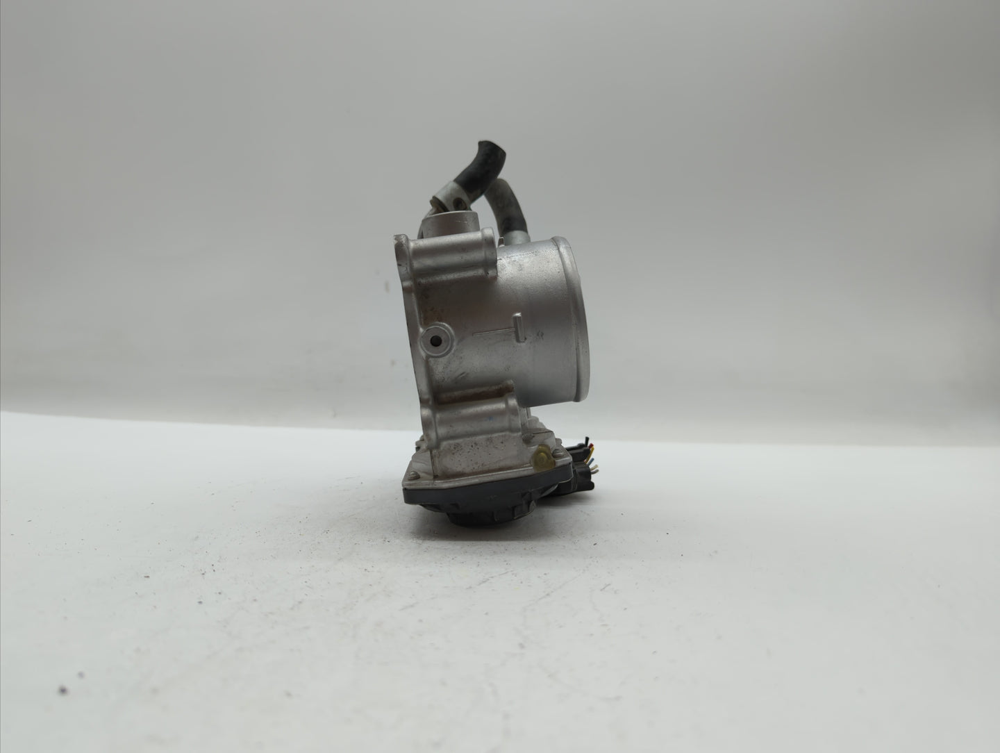 2011-2018 Hyundai Elantra Throttle Body P/N:35100-2E710 35100-2E000 Fits Fits 2011 2012 2013 2014 2015 2016 2017 2018 2019 O