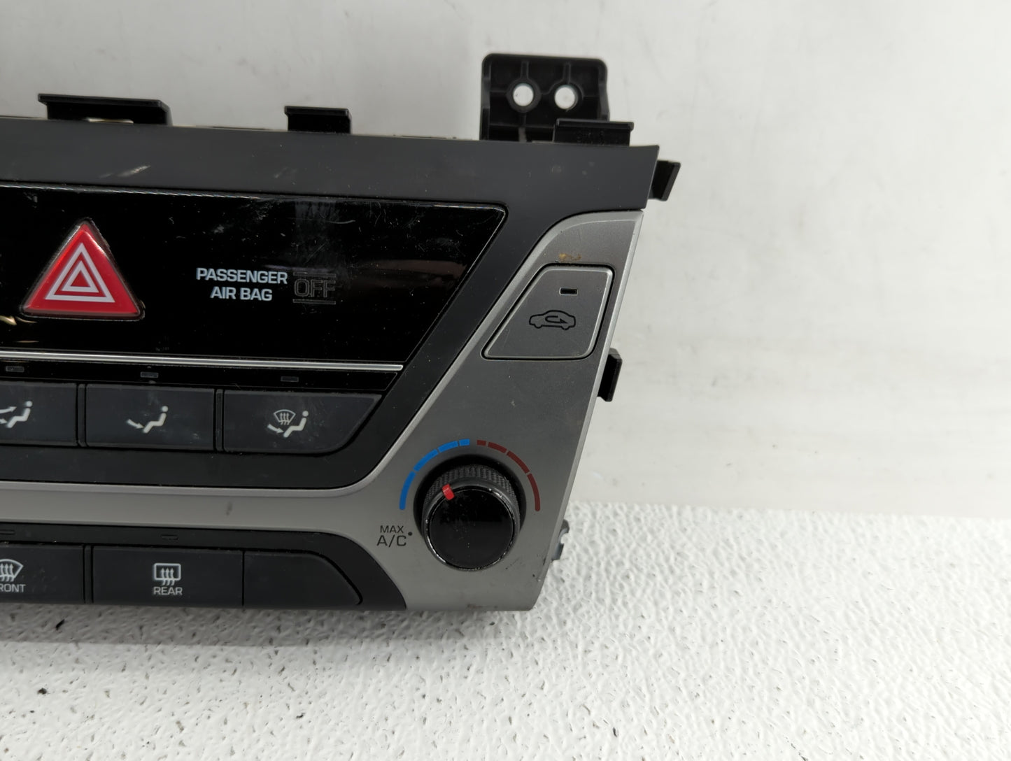 2017-2018 Hyundai Elantra Climate Control Module Temperature AC/Heater Replacement P/N:97250-F20614X 97250-F2AH0 Fits OEM Us