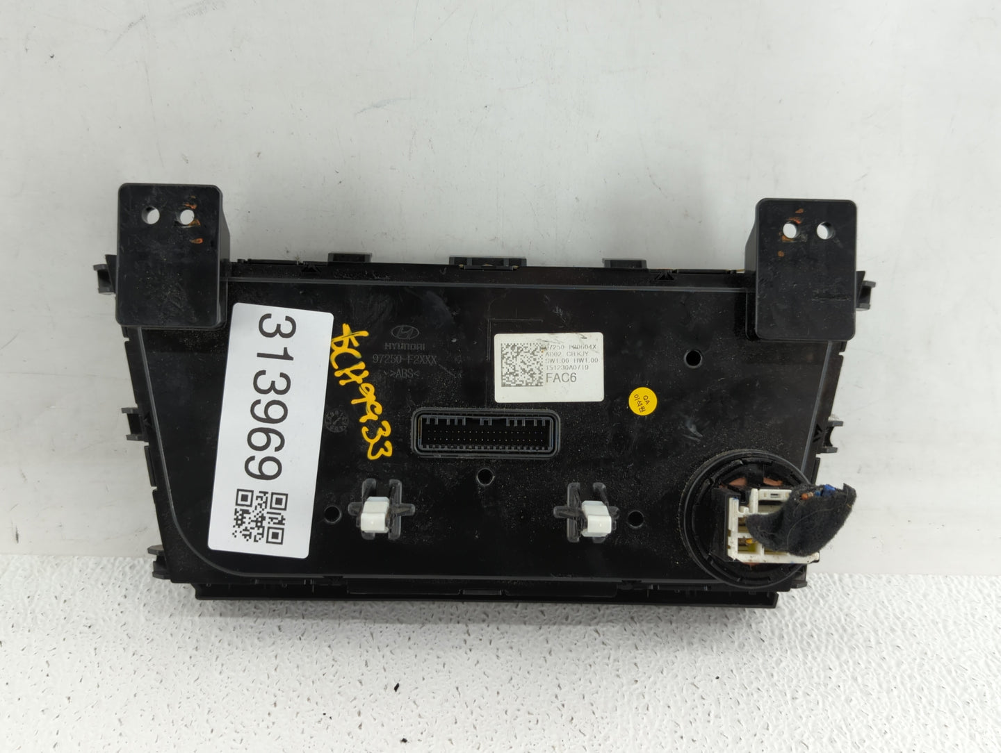 2017-2018 Hyundai Elantra Climate Control Module Temperature AC/Heater Replacement P/N:97250-F20614X 97250-F2AH0 Fits OEM Us