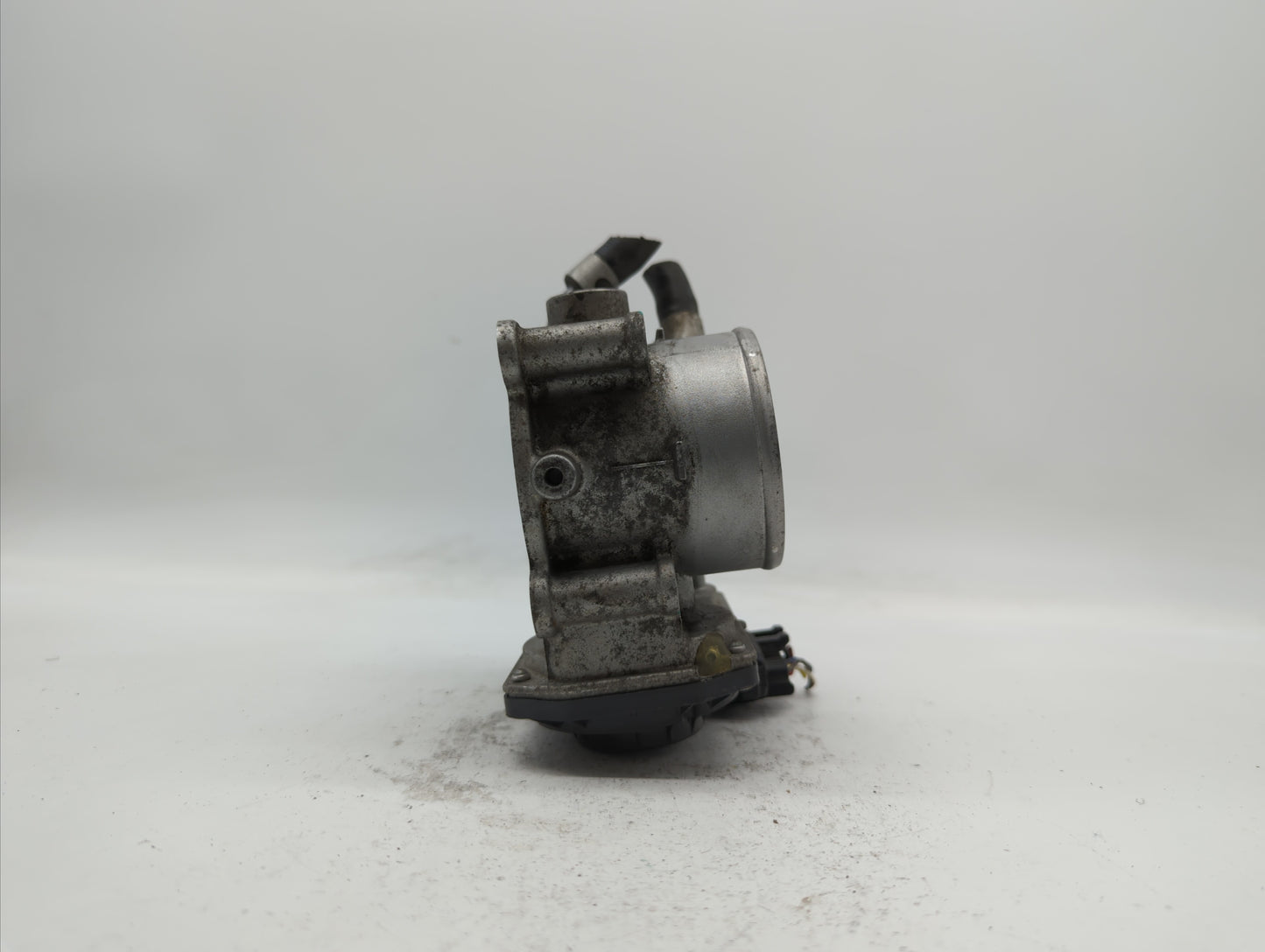 2011-2018 Hyundai Elantra Throttle Body P/N:35100-2E710 35100-2E000 Fits Fits 2011 2012 2013 2014 2015 2016 2017 2018 2019 O
