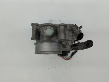 2011-2018 Hyundai Elantra Throttle Body P/N:35100-2E710 35100-2E000 Fits Fits 2011 2012 2013 2014 2015 2016 2017 2018 2019 OEM Used Auto Parts