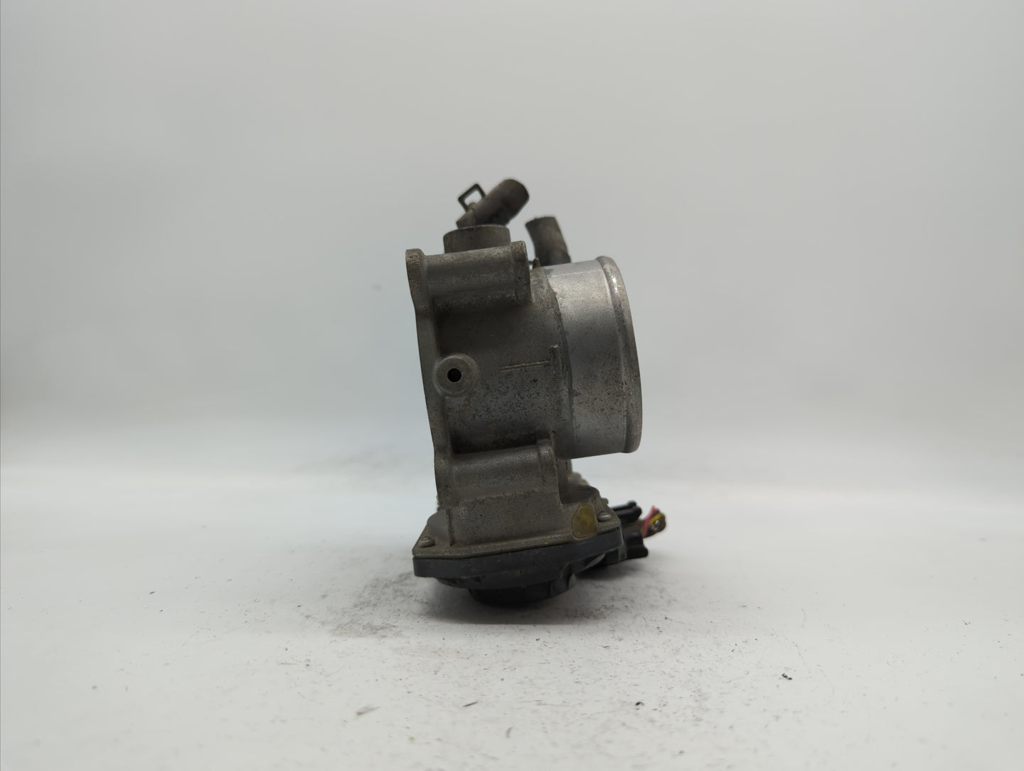 2011-2018 Hyundai Elantra Throttle Body P/N:35100-2E710 35100-2E000 Fits Fits 2011 2012 2013 2014 2015 2016 2017 2018 2019 O