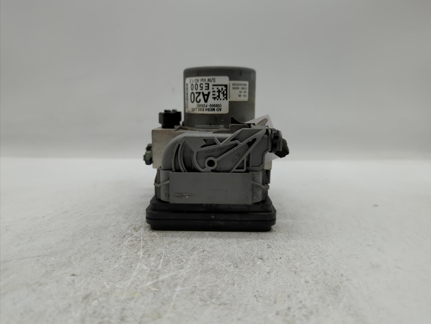 2017-2018 Hyundai Elantra ABS Pump Control Module Replacement P/N:58900-F2500 58920-F2500 Fits Fits 2017 2018 OEM Used Auto 