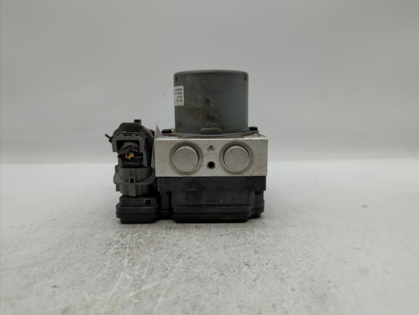2017-2018 Hyundai Elantra ABS Pump Control Module Replacement P/N:58900-F2500 58920-F2500 Fits Fits 2017 2018 OEM Used Auto 