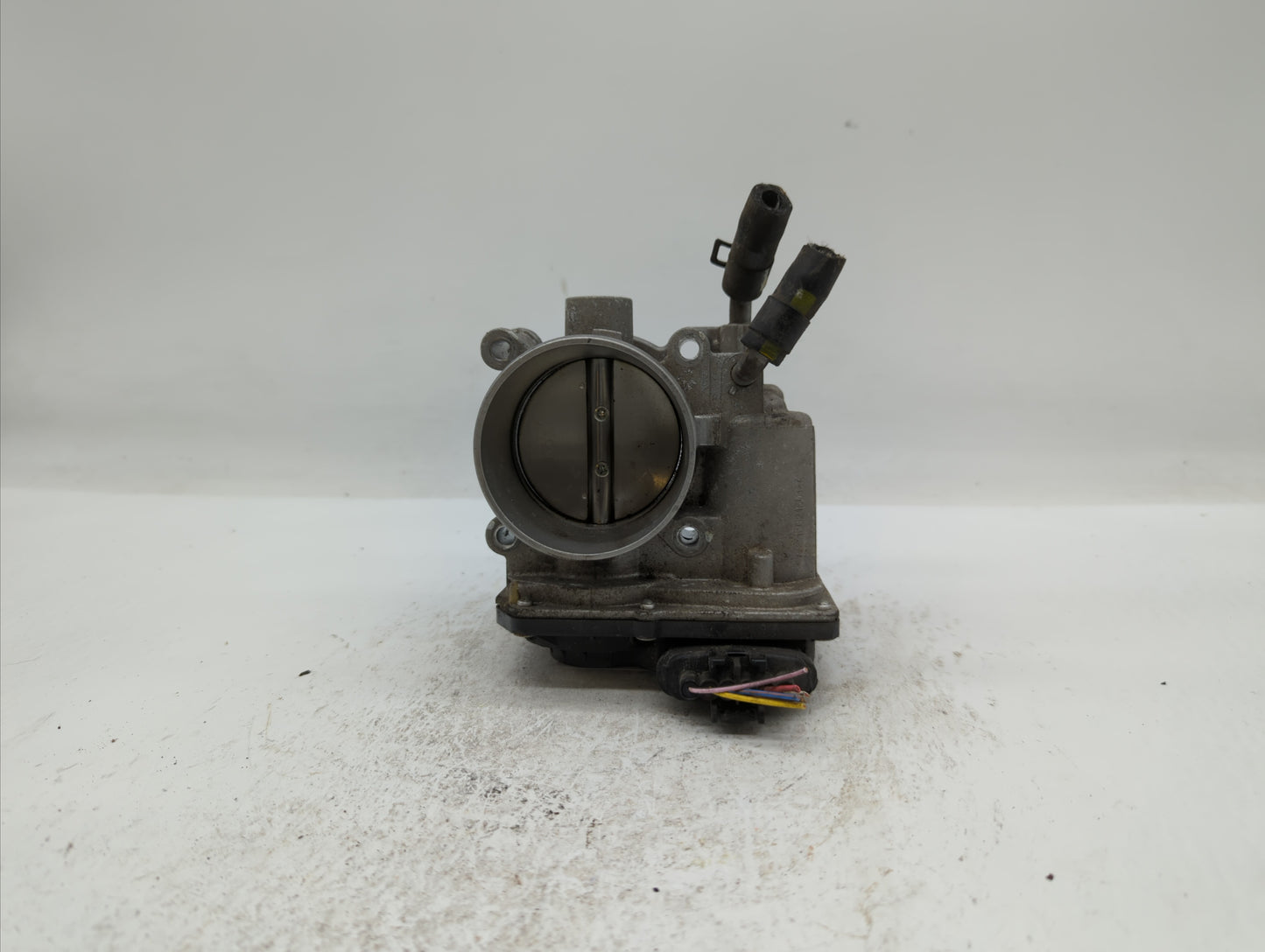 2011-2018 Hyundai Elantra Throttle Body P/N:1302150124 35100-2E710 Fits Fits 2011 2012 2013 2014 2015 2016 2017 2018 2019 OE