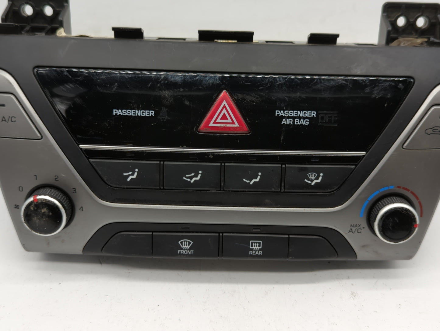 2017-2018 Hyundai Elantra Climate Control Module Temperature AC/Heater Replacement P/N:97250-F20614X 97250-F2AH0 Fits OEM Us