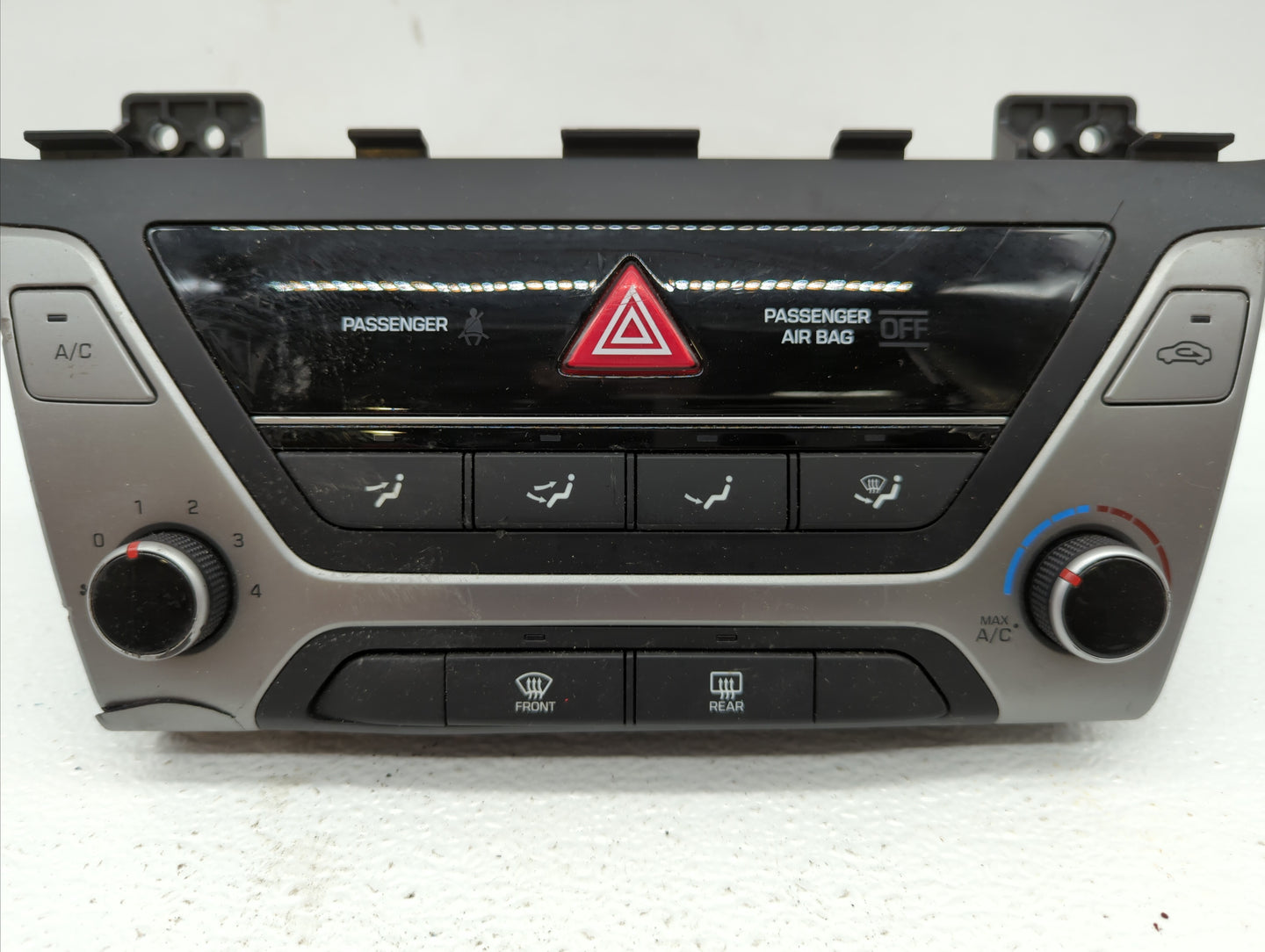2017-2018 Hyundai Elantra Climate Control Module Temperature AC/Heater Replacement P/N:97250-F20614X 97250-F2AH0 Fits OEM Us
