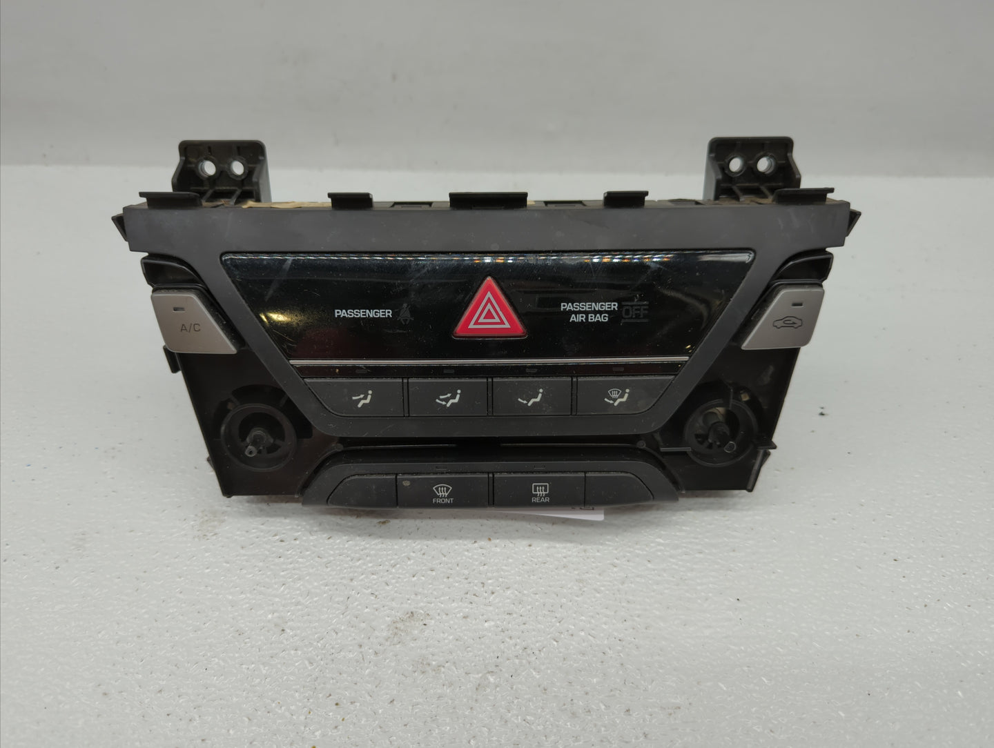 2017-2018 Hyundai Elantra Climate Control Module Temperature AC/Heater Replacement P/N:97250-F20614X 97250-F2AH0 Fits OEM Us