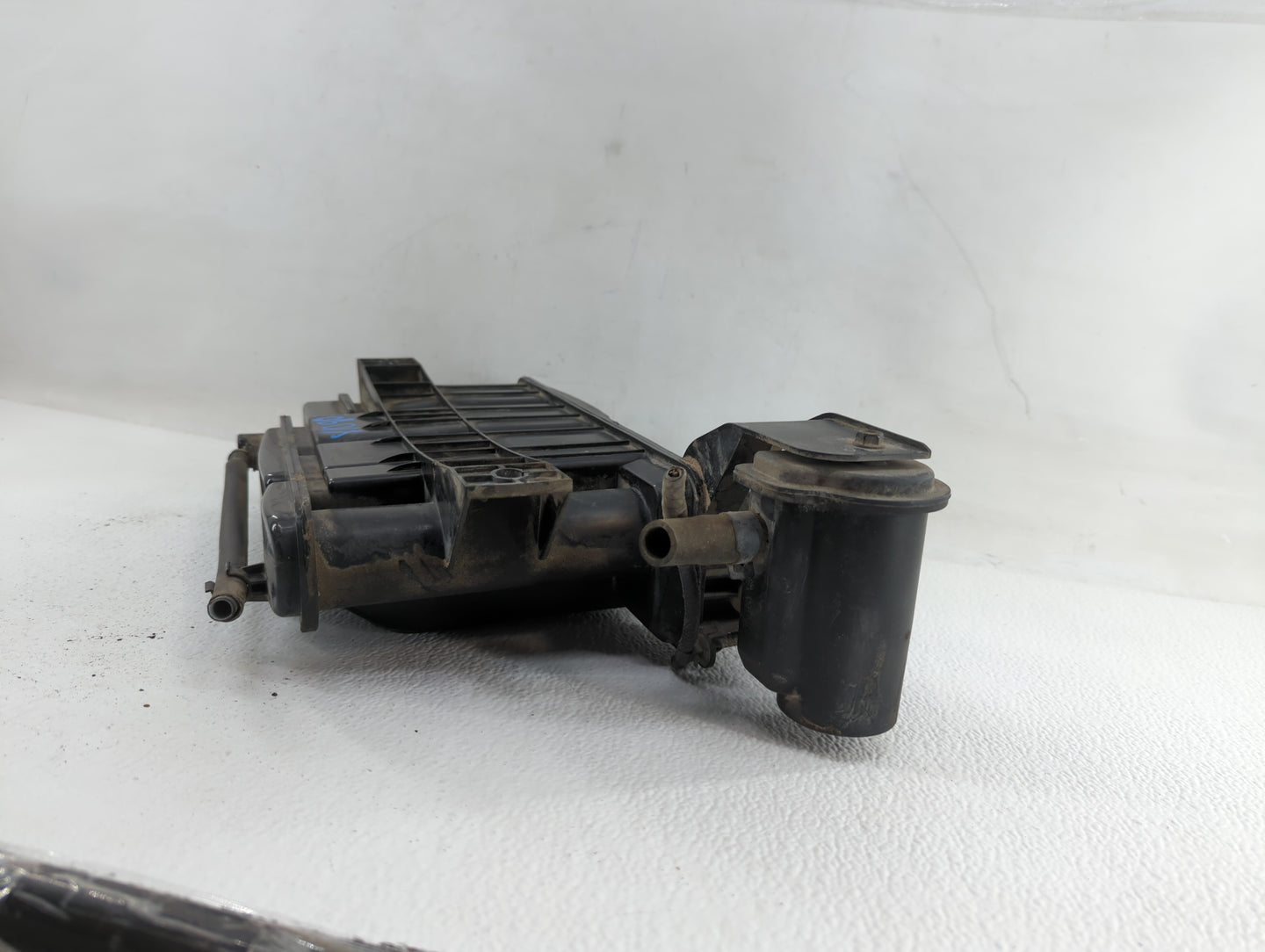 2018 Hyundai Elantra Fuel Vapor Charcoal Canister - Oemusedautoparts1.com
