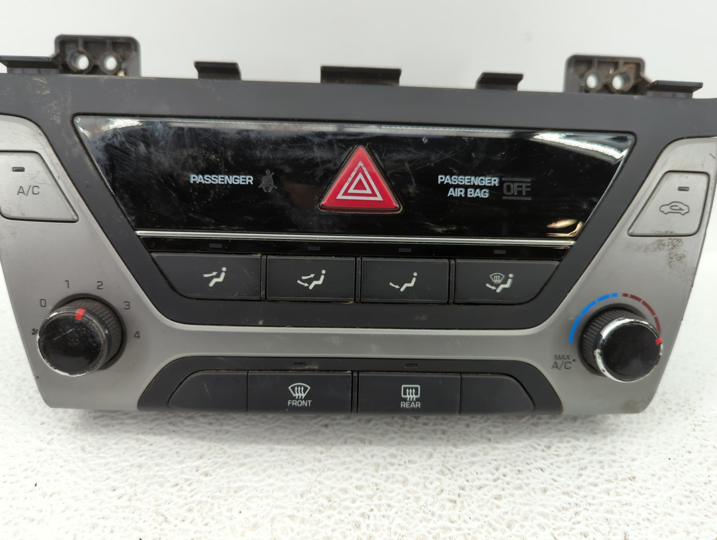 2017-2018 Hyundai Elantra Climate Control Module Temperature AC/Heater Replacement P/N:97250-F2XXX 97250-F20614X Fits OEM Us