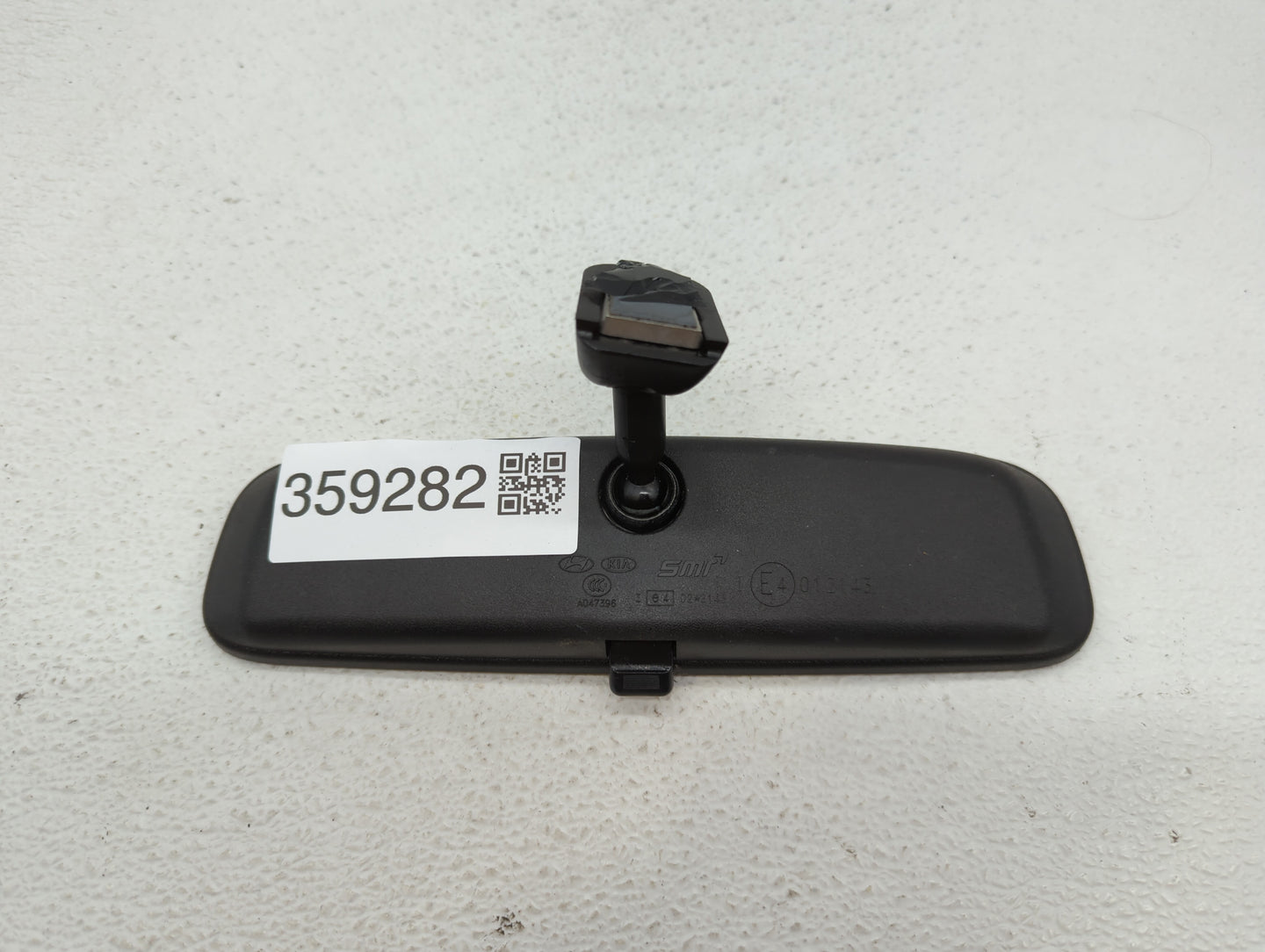 2011-2018 Hyundai Elantra Interior Rear View Mirror Replacement OEM P/N:E11026137 E4012143 Fits OEM Used Auto Parts - Oemuse