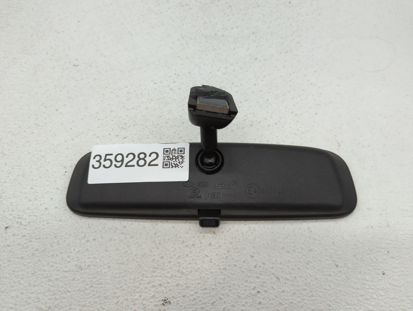 2011-2018 Hyundai Elantra Interior Rear View Mirror Replacement OEM P/N:E11026137 E4012143 Fits OEM Used Auto Parts - Oemuse