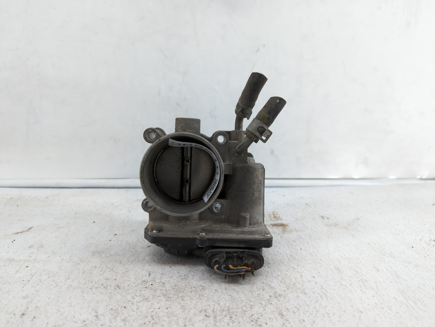 2011-2018 Hyundai Elantra Throttle Body P/N:35100-2E000 1302150124 Fits Fits 2011 2012 2013 2014 2015 2016 2017 2018 2019 OE