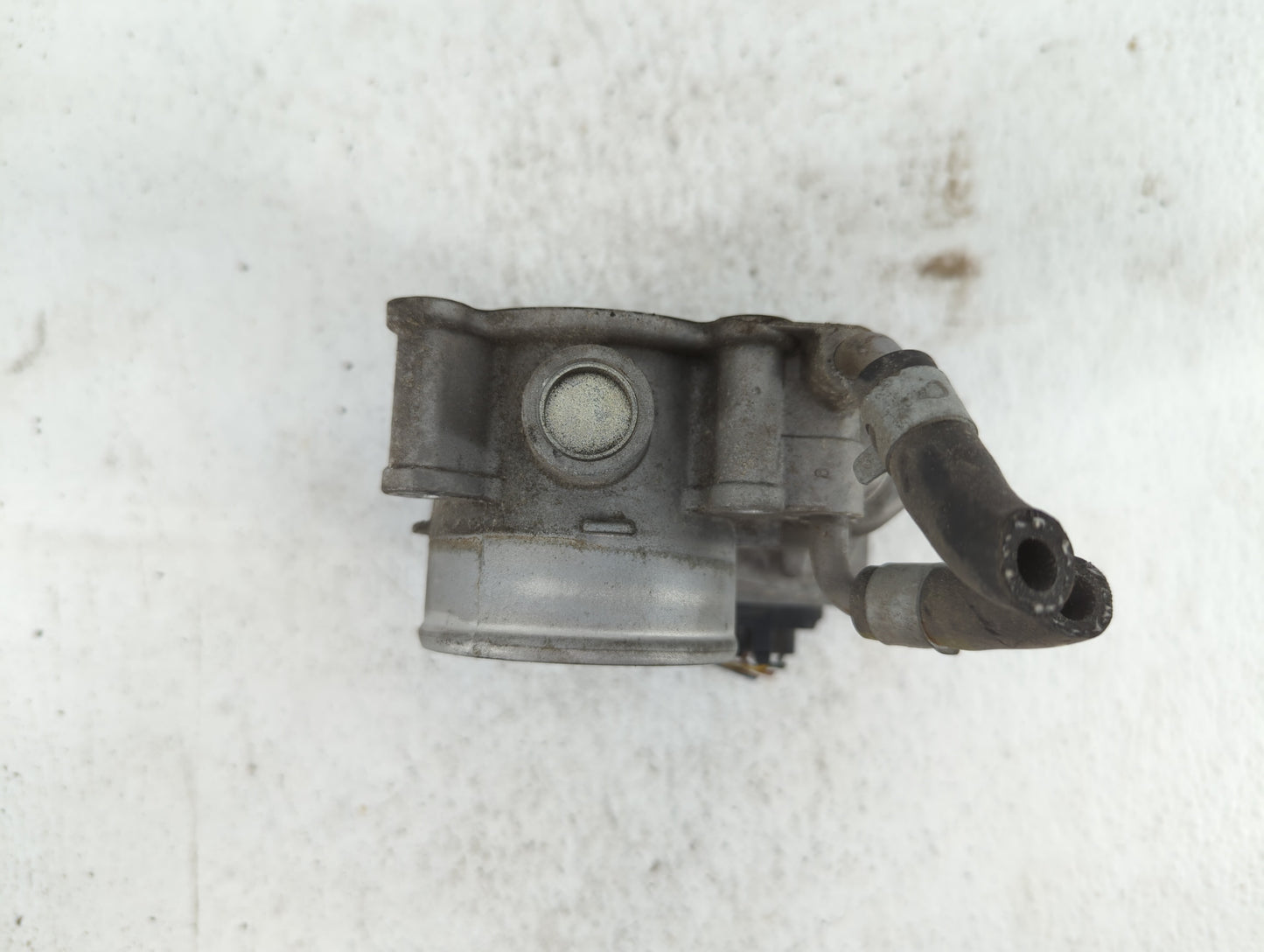 2011-2018 Hyundai Elantra Throttle Body P/N:35100-2E000 1302150124 Fits Fits 2011 2012 2013 2014 2015 2016 2017 2018 2019 OE