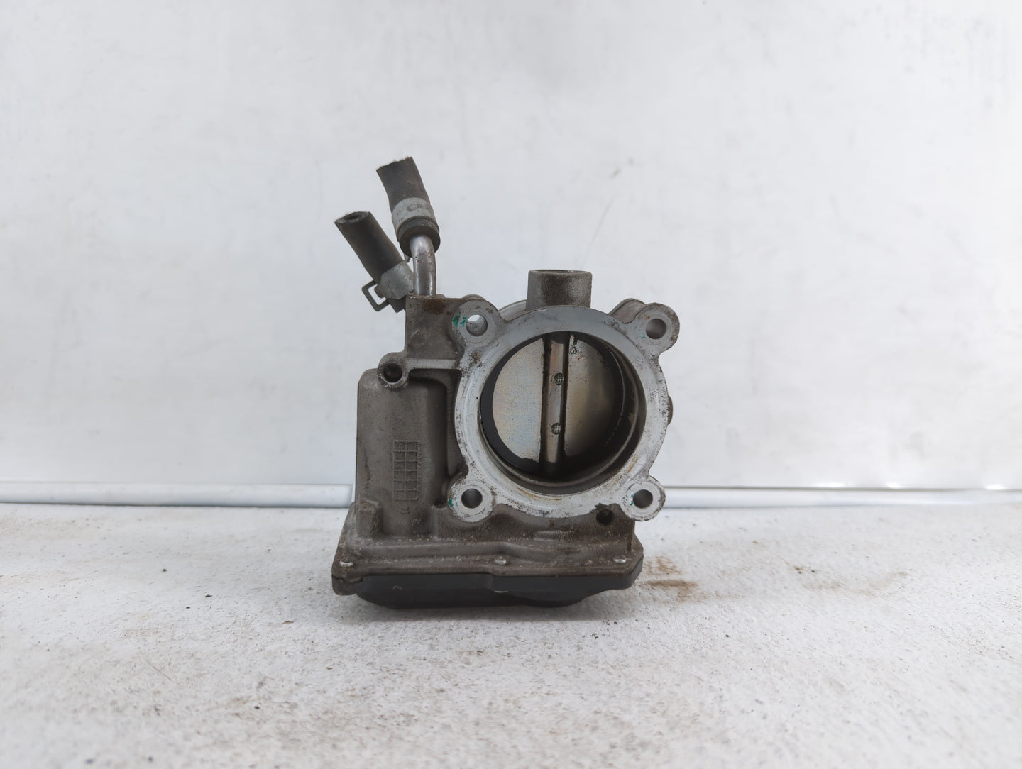 2011-2018 Hyundai Elantra Throttle Body P/N:35100-2E000 1302150124 Fits Fits 2011 2012 2013 2014 2015 2016 2017 2018 2019 OE