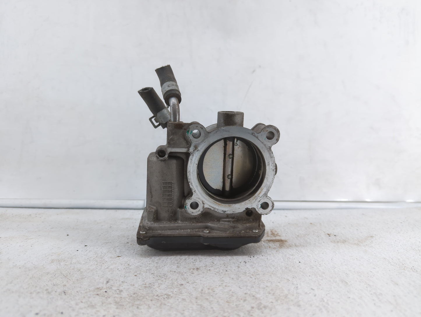 2011-2018 Hyundai Elantra Throttle Body P/N:35100-2E000 1302150124 Fits Fits 2011 2012 2013 2014 2015 2016 2017 2018 2019 OE