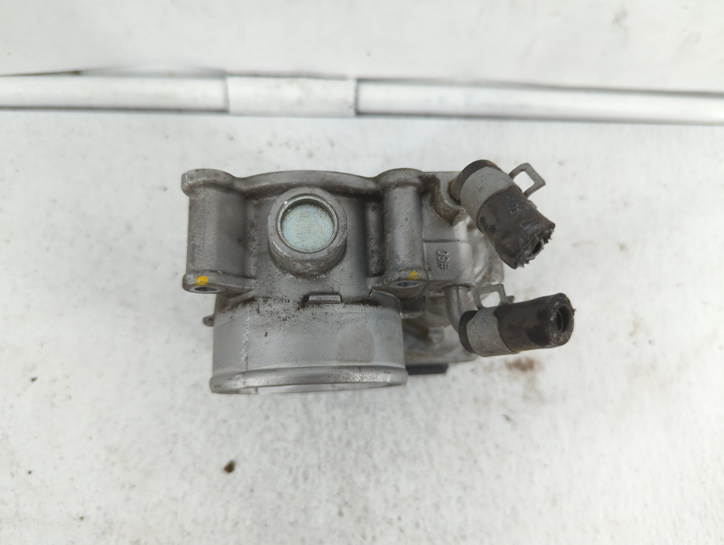 2011-2018 Hyundai Elantra Throttle Body P/N:35100-2E000 1302150124 Fits Fits 2011 2012 2013 2014 2015 2016 2017 2018 2019 OE