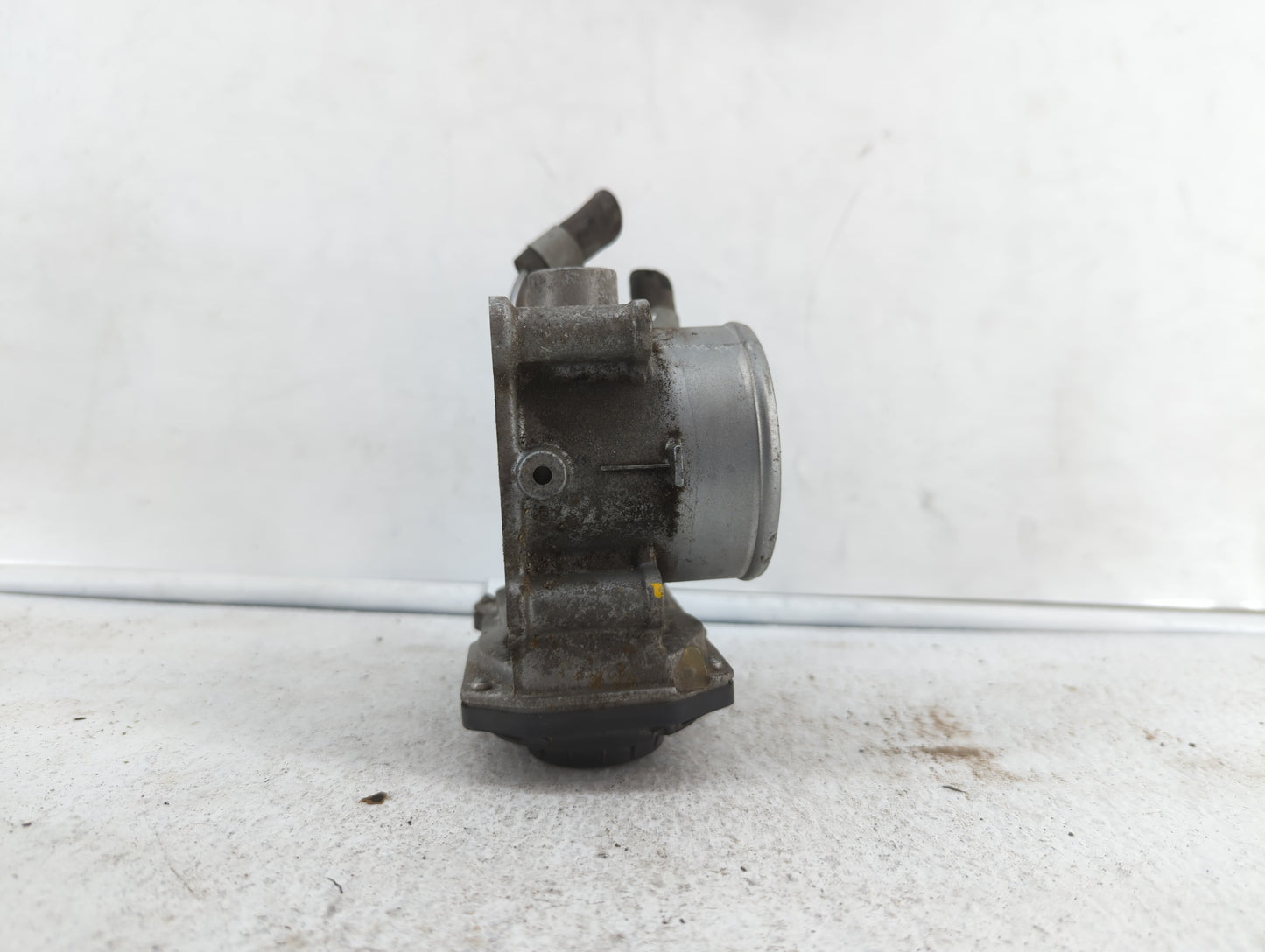 2011-2018 Hyundai Elantra Throttle Body P/N:35100-2E000 1302150124 Fits Fits 2011 2012 2013 2014 2015 2016 2017 2018 2019 OE