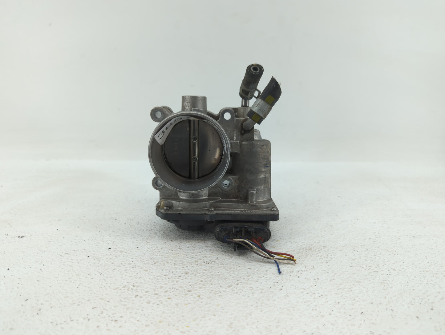 2011-2018 Hyundai Elantra Throttle Body P/N:35100-2E000 1302150124 Fits Fits 2011 2012 2013 2014 2015 2016 2017 2018 2019 OE