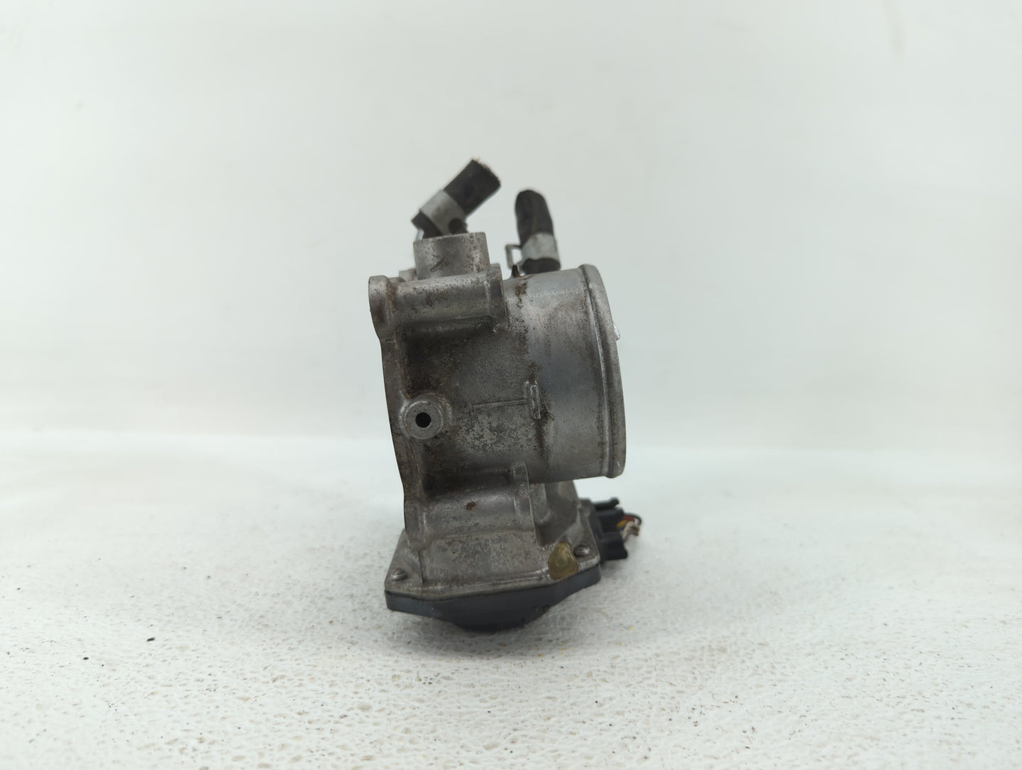 2011-2018 Hyundai Elantra Throttle Body P/N:35100-2E000 1302150124 Fits Fits 2011 2012 2013 2014 2015 2016 2017 2018 2019 OE