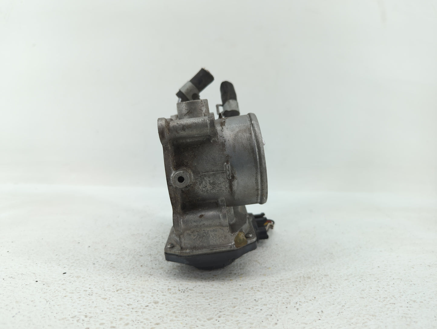 2011-2018 Hyundai Elantra Throttle Body P/N:35100-2E000 1302150124 Fits Fits 2011 2012 2013 2014 2015 2016 2017 2018 2019 OE