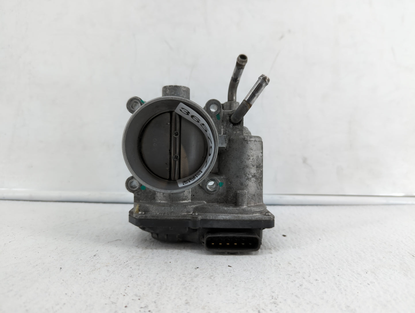 2011-2018 Hyundai Elantra Throttle Body P/N:35100-2E000 1302150124 Fits Fits 2011 2012 2013 2014 2015 2016 2017 2018 2019 OE