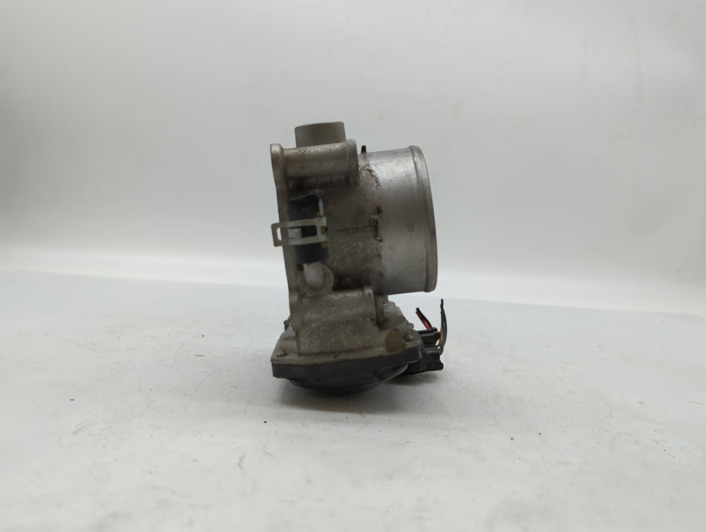 2011-2018 Hyundai Elantra Throttle Body P/N:35100-2E000 1302150124 Fits Fits 2011 2012 2013 2014 2015 2016 2017 2018 2019 OE