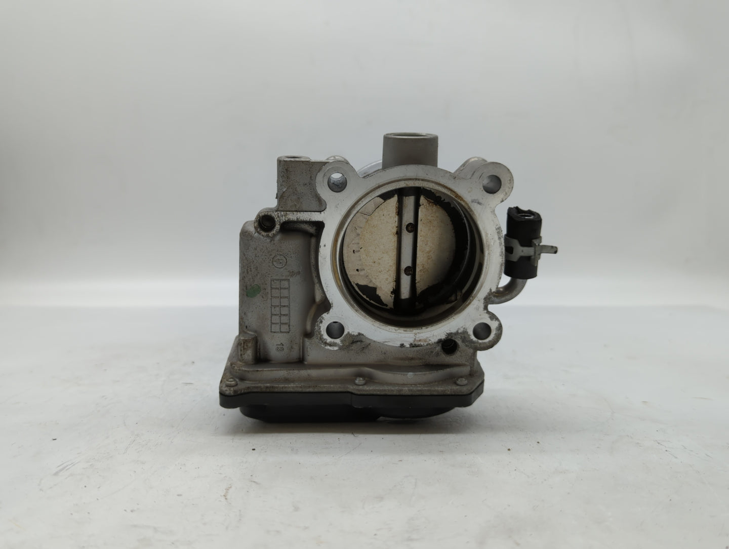 2011-2018 Hyundai Elantra Throttle Body P/N:35100-2E000 1302150124 Fits Fits 2011 2012 2013 2014 2015 2016 2017 2018 2019 OE