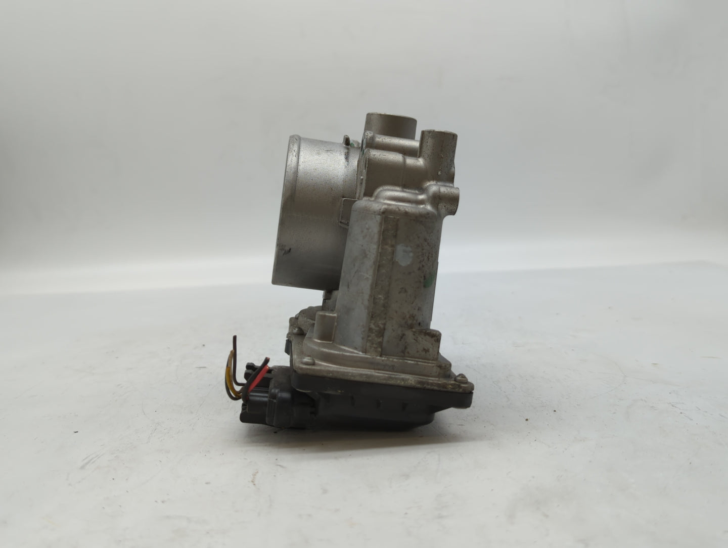 2011-2018 Hyundai Elantra Throttle Body P/N:35100-2E000 1302150124 Fits Fits 2011 2012 2013 2014 2015 2016 2017 2018 2019 OE