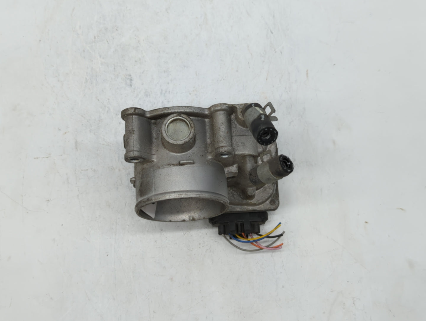 2011-2018 Hyundai Elantra Throttle Body P/N:35100-2E000 1302150124 Fits Fits 2011 2012 2013 2014 2015 2016 2017 2018 2019 OE
