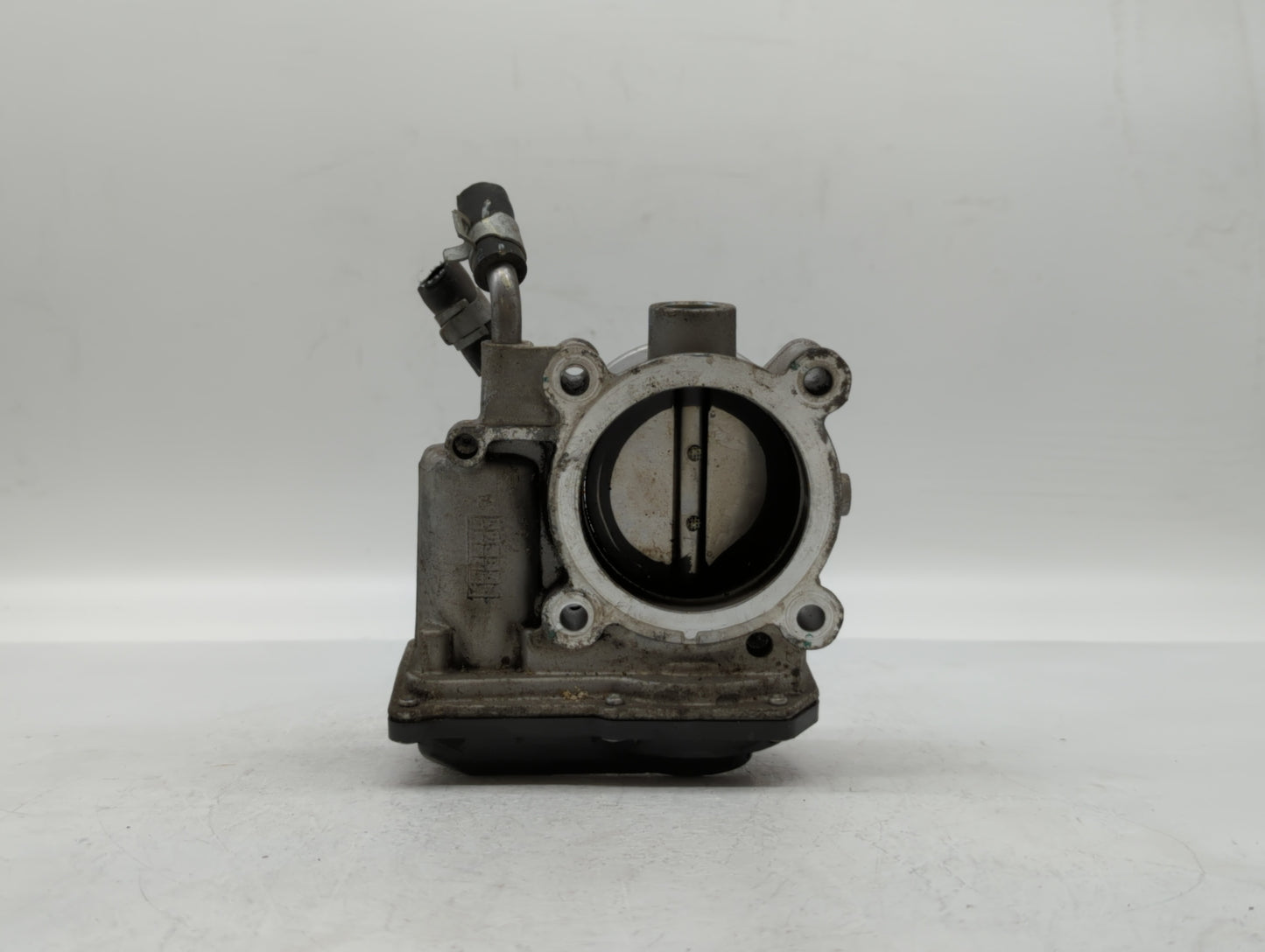 2011-2018 Hyundai Elantra Throttle Body P/N:35100-2E000 1302150124 Fits Fits 2011 2012 2013 2014 2015 2016 2017 2018 2019 OE