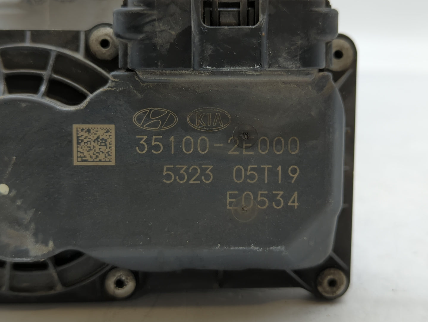 2011-2018 Hyundai Elantra Throttle Body P/N:35100-2E000 1302150124 Fits Fits 2011 2012 2013 2014 2015 2016 2017 2018 2019 OE