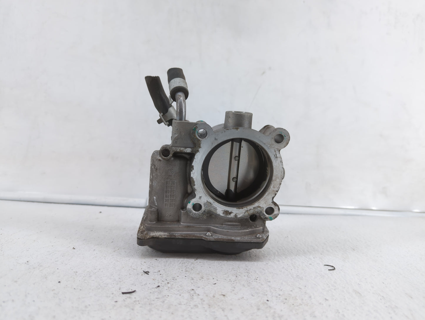 2011-2018 Hyundai Elantra Throttle Body P/N:35100-2E000 1302150124 Fits Fits 2011 2012 2013 2014 2015 2016 2017 2018 2019 OE