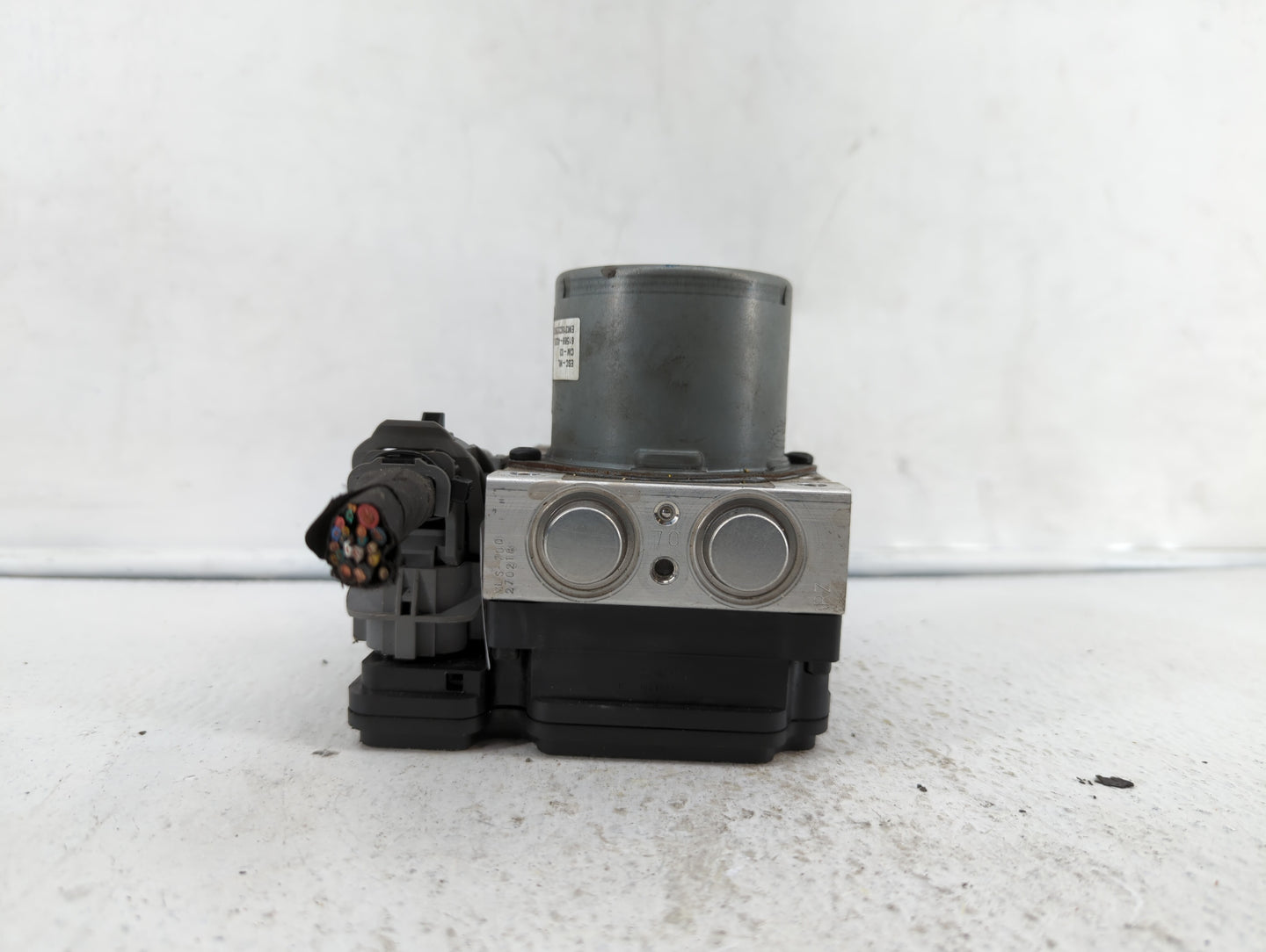 2017-2018 Hyundai Elantra ABS Pump Control Module Replacement P/N:58900-F2500 58920-F2500 Fits Fits 2017 2018 OEM Used Auto 
