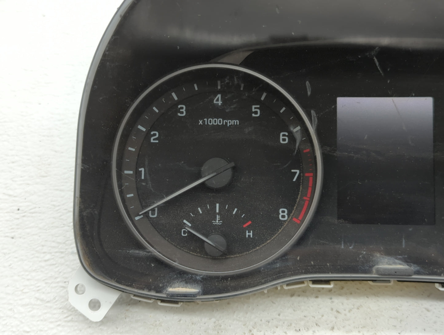 2017-2018 Hyundai Elantra Instrument Cluster Speedometer Gauges P/N:94001-F2060 Fits Fits 2017 2018 OEM Used Auto Parts - Oe